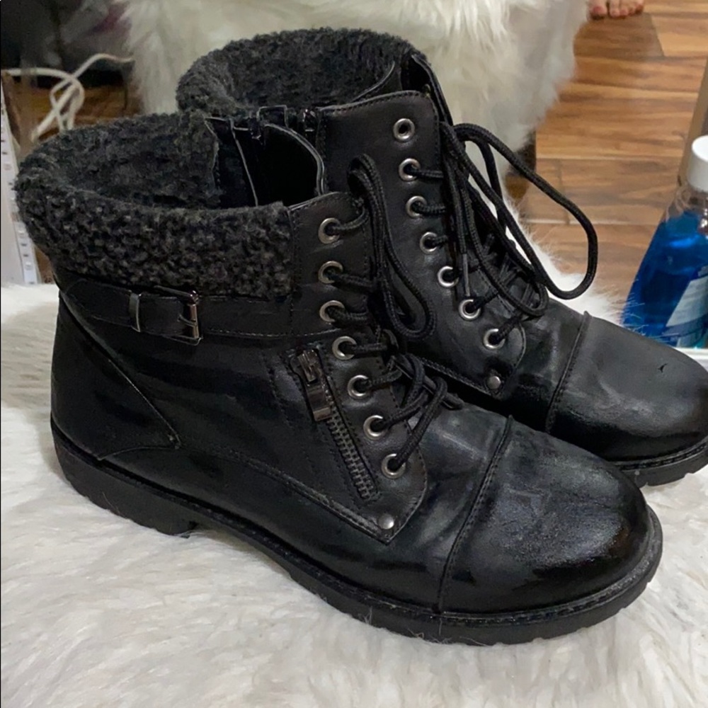 combat boots